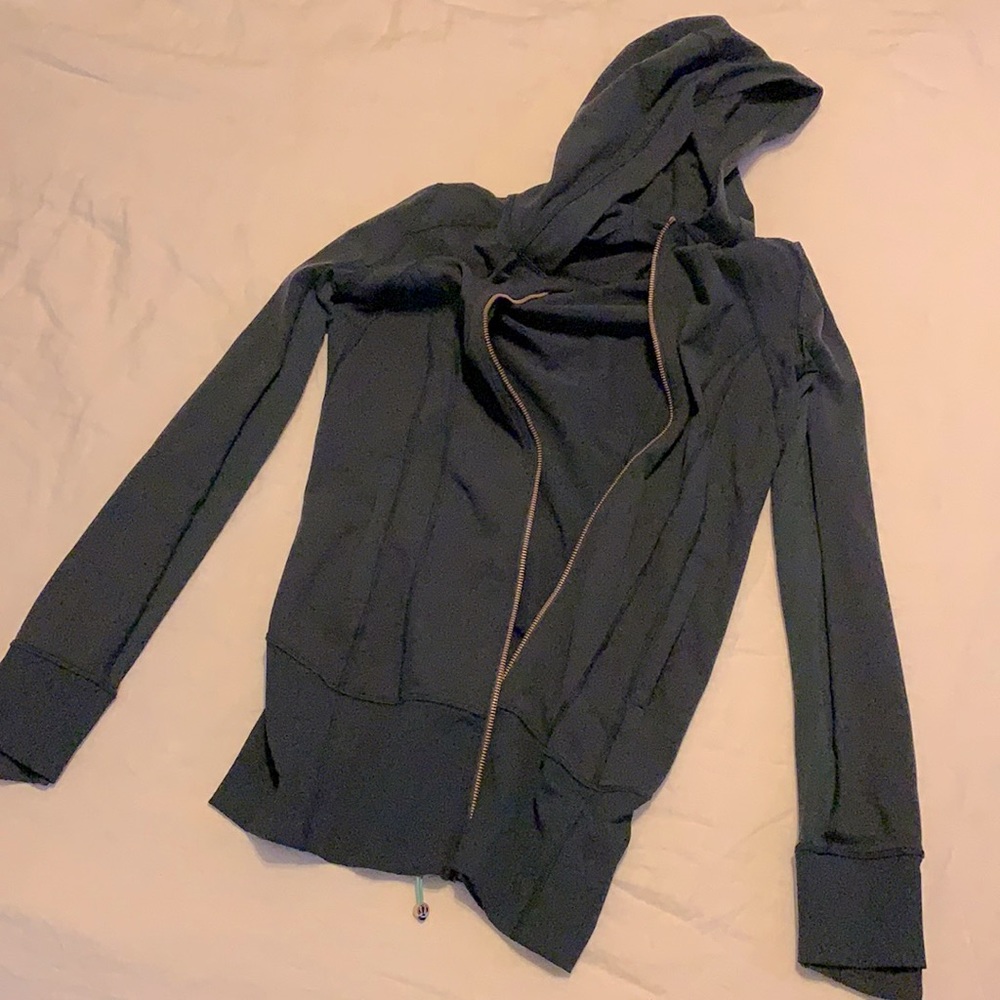 Lululemon Forrest green jacket